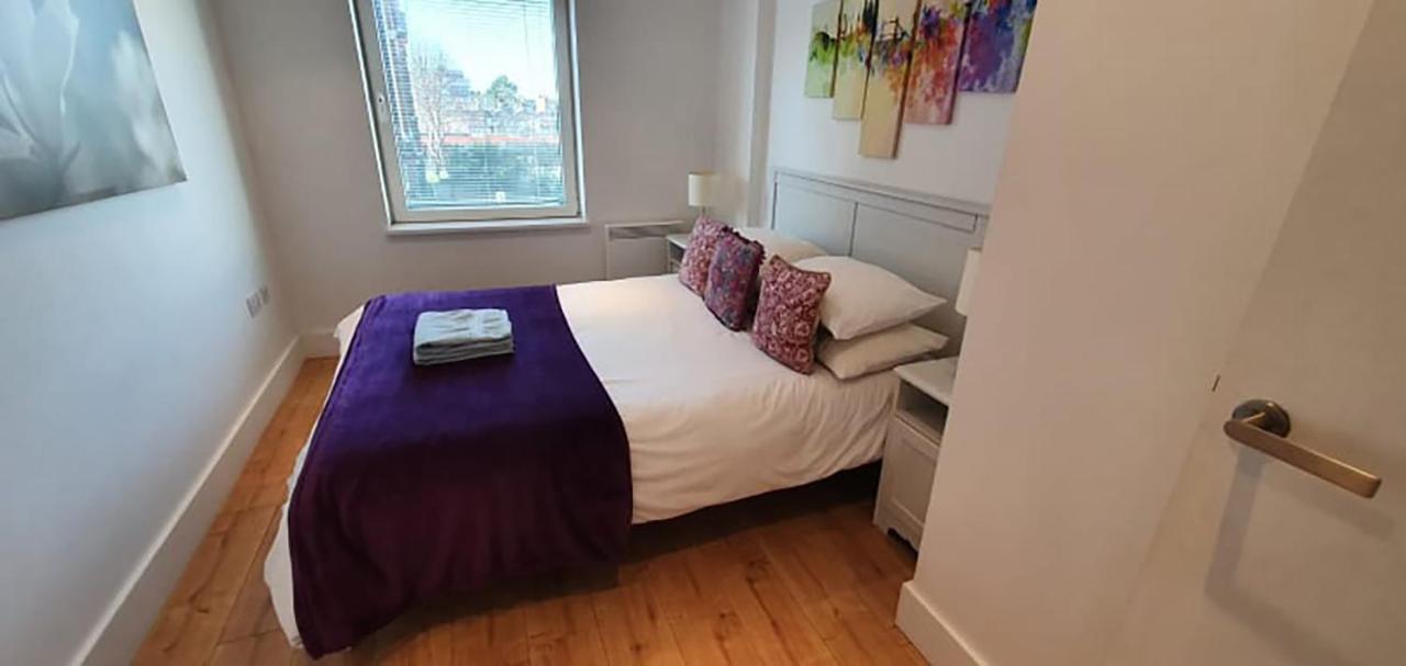 Bright & Spacious Double Bedroom With Ensuite And Concierge! Paid Parking Available Лондон Экстерьер фото